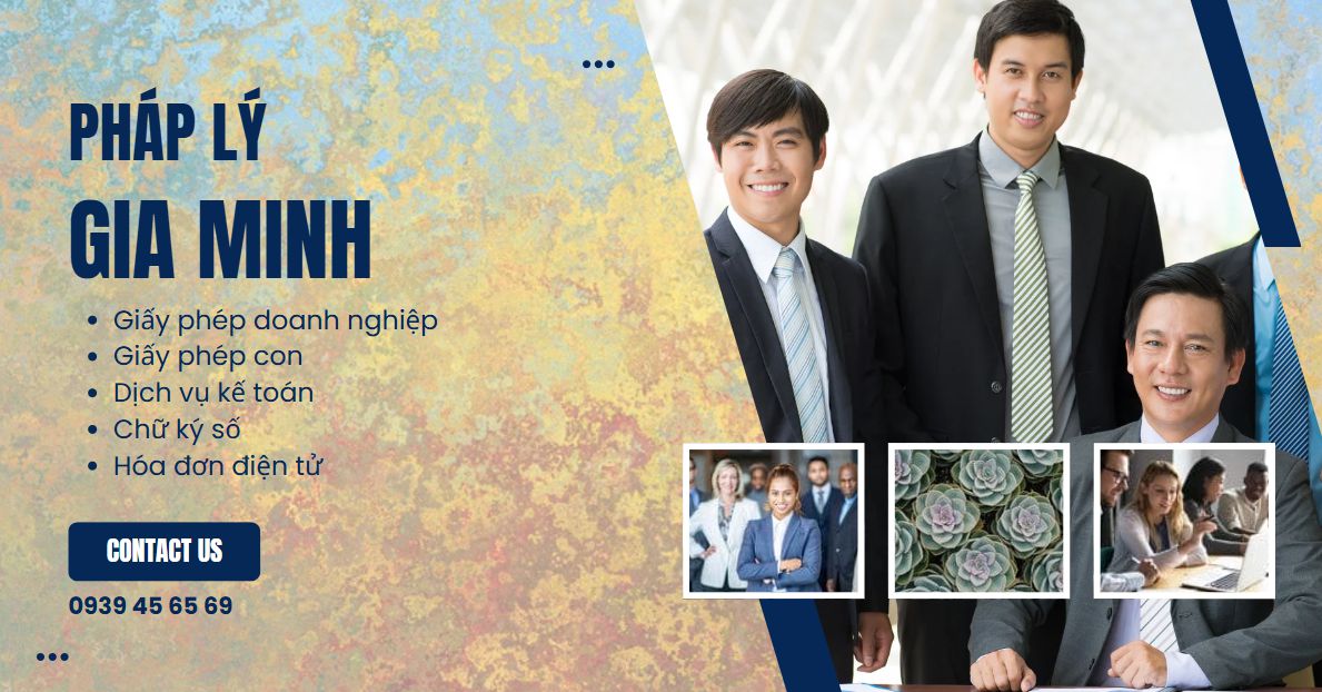 Người dân làm thủ tục tại Cục Quản lý Xuất nhập cảnh Hà Nội