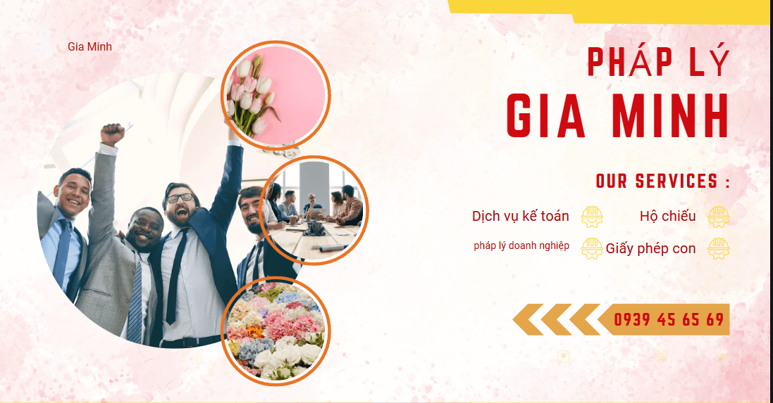 Cán bộ thuế đang tư vấn doanh nghiệp