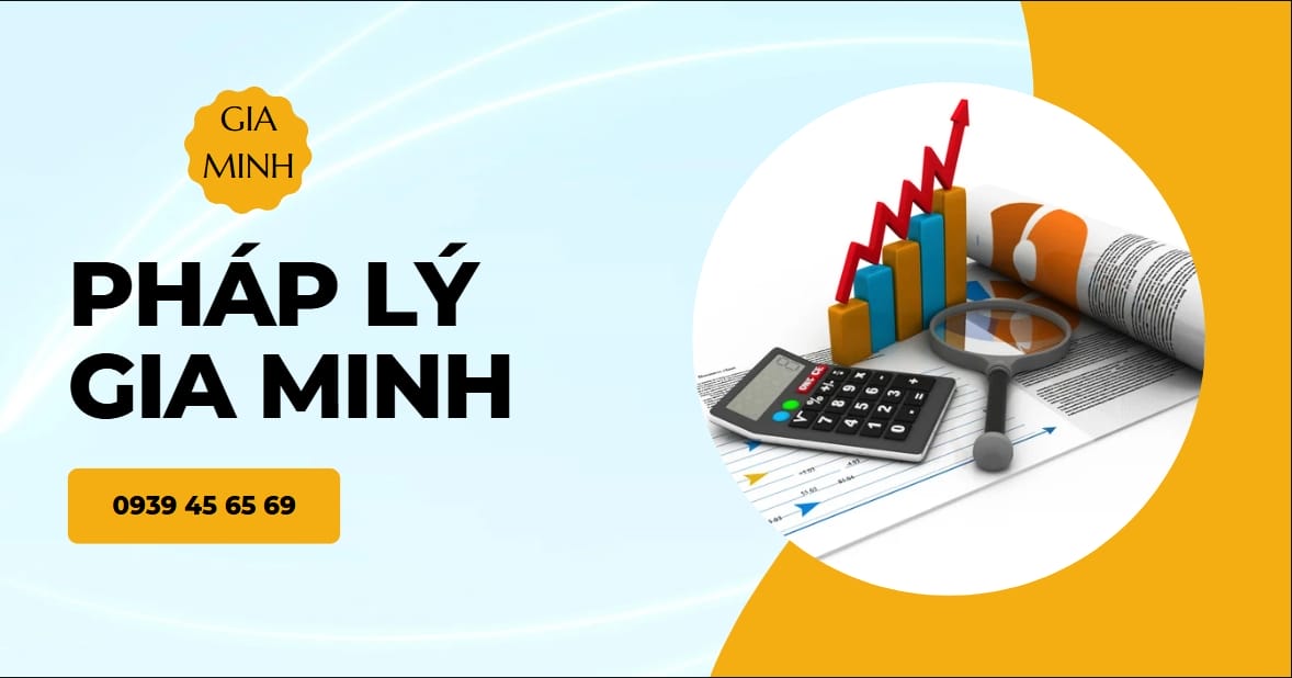 Cán bộ thuế làm việc tại văn phòng Mường Ảng